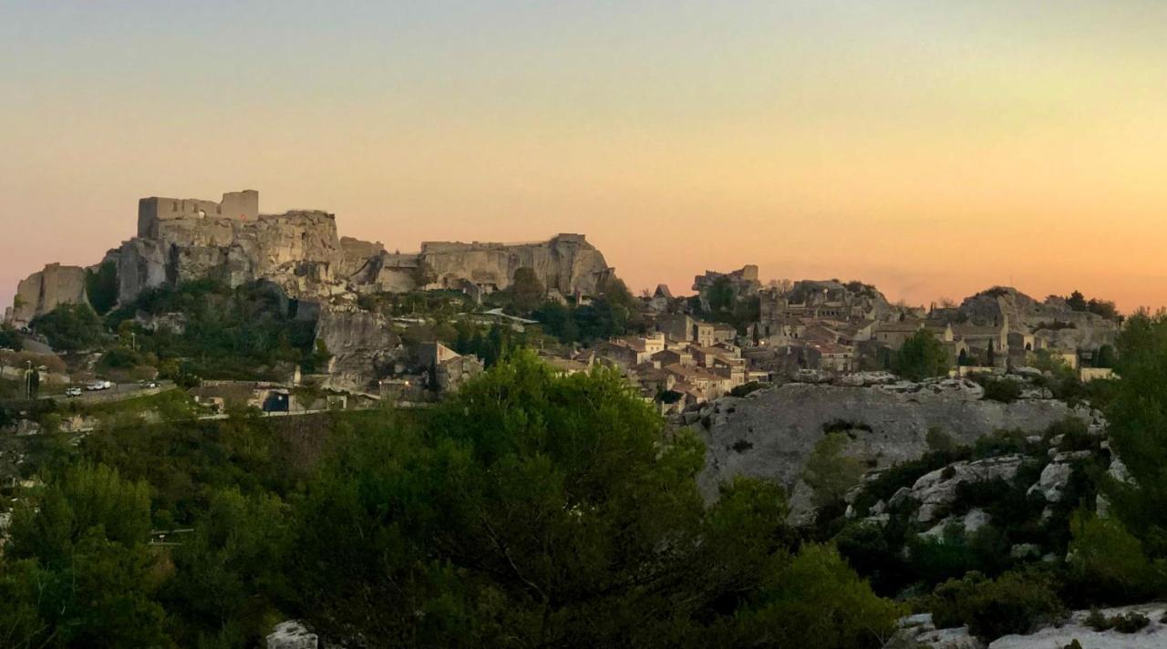 Lou Meinado Saint-Martin-de-Crau Εξωτερικό φωτογραφία